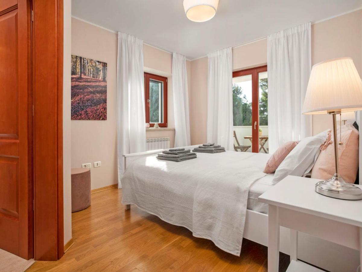 Holiday Home Villa Beach Front By Interhome Savudrija Dış mekan fotoğraf